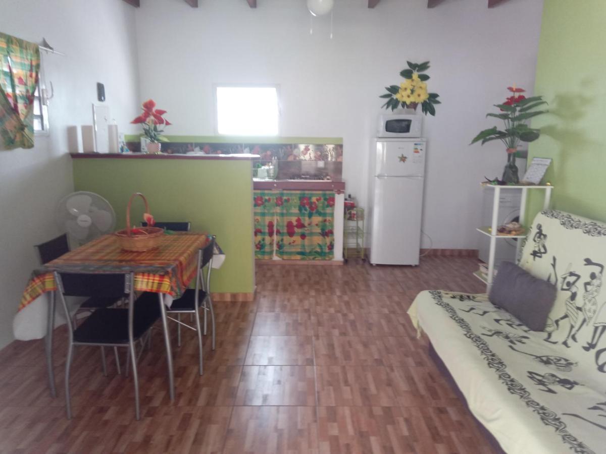 La Casa Binecha Avec Jacuzzi Villa Baillif Kültér fotó