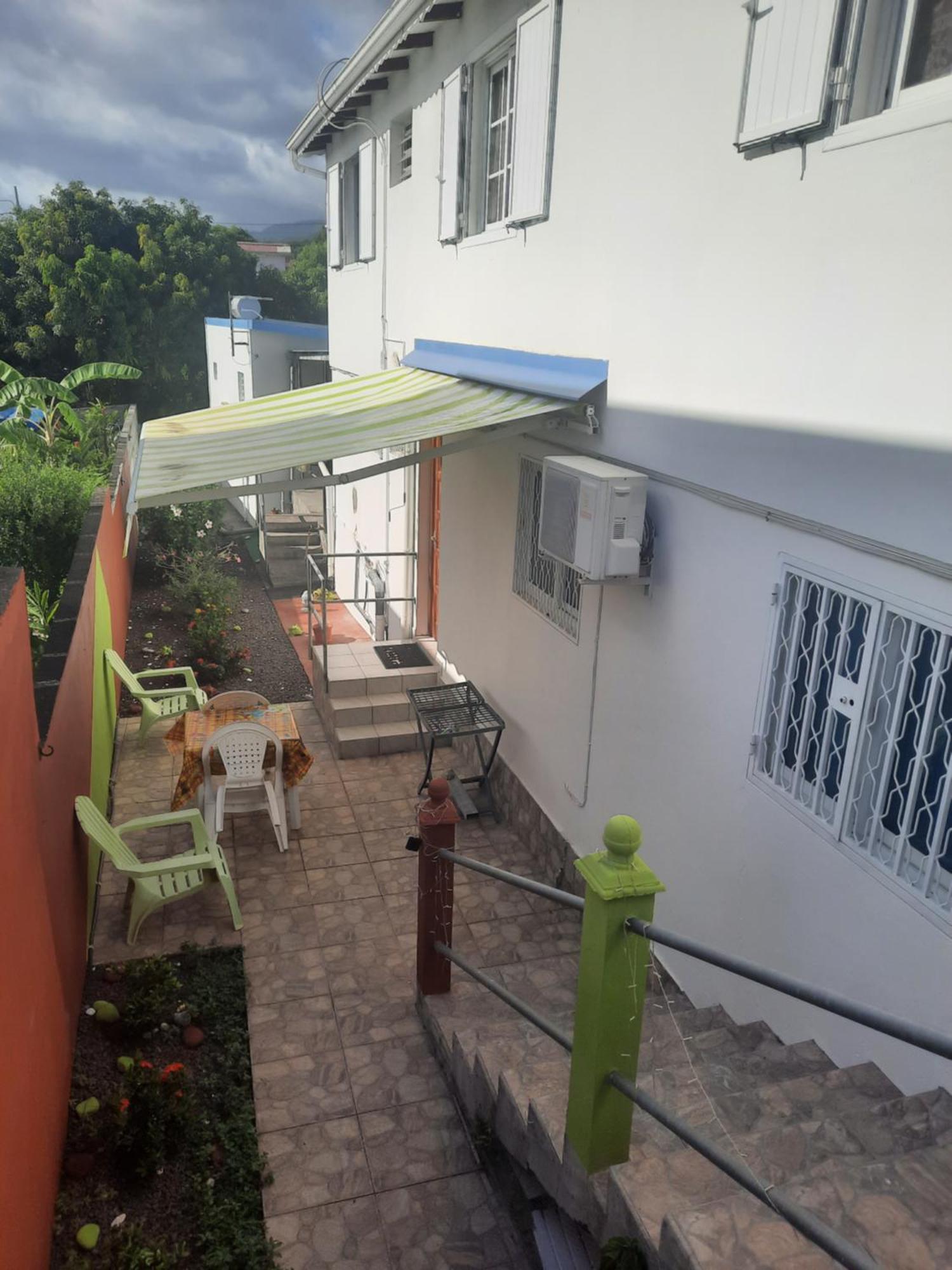 La Casa Binecha Avec Jacuzzi Villa Baillif Kültér fotó